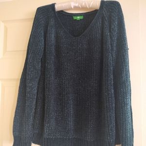 Lovely Dark Green Chennal Sweater New
